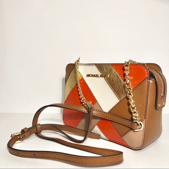 NWT Michael Kors crossbody purse. - Picture 3 of 8